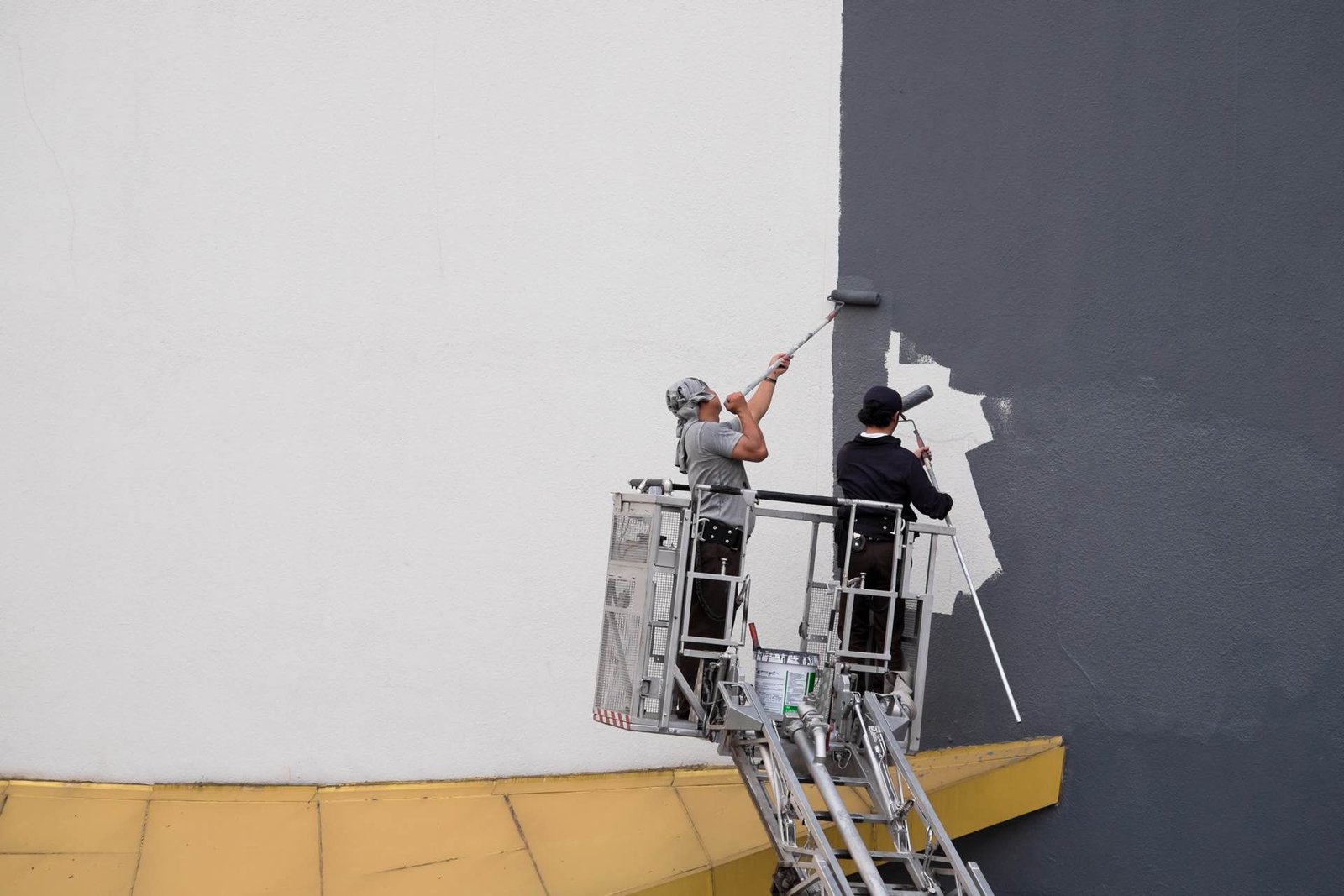 Painters in Port Melbourne